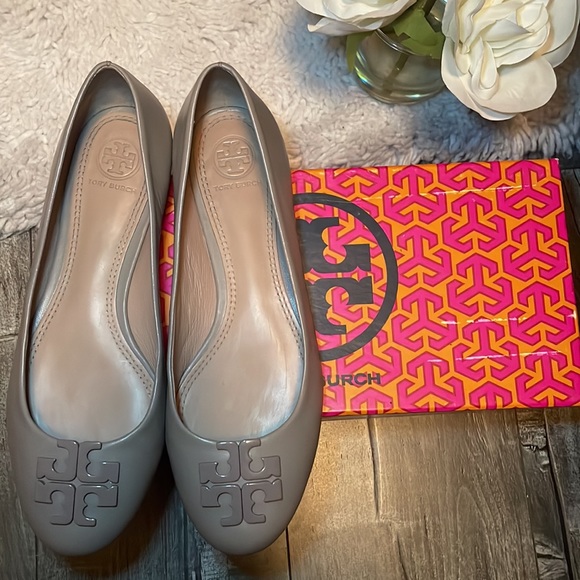 Tory Burch Shoes - Tory Burch Lowell Flat Size 7